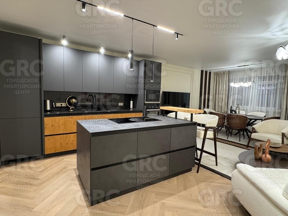 
  Продается 3-комн. квартира, 110 м², Горького ул, д. 87
. Фото 3.