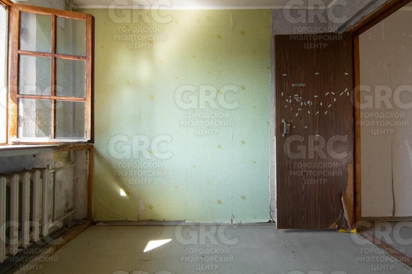
  Продается 3-комн. квартира, 46 м², Есауленко ул, д. 11
. Фото 7.