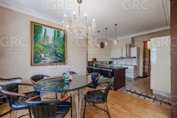 
  Продается 4-комн. квартира, 182 м², Войкова ул, д. 35
. Фото 18.