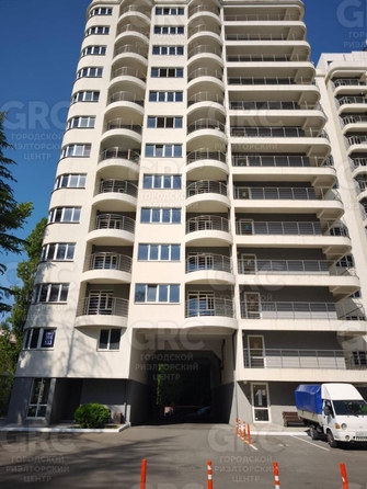 
  Продается 2-комн. квартира, 42 м², Туапсинская ул, д. 19
. Фото 5.