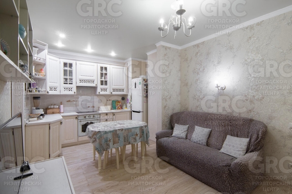 
  Продается 3-комн. квартира, 44 м², Олимпийская ул, д. 31/12
. Фото 3.