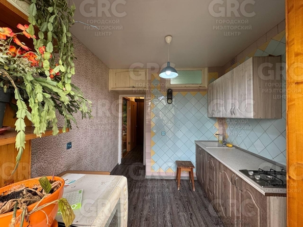 
  Продается 1-комн. квартира, 44 м², Альпийская ул, д. 33
. Фото 1.