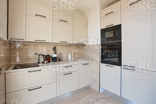 
  Продается 3-комн. квартира, 59 м², Дмитриевой ул, д. 5
. Фото 2.