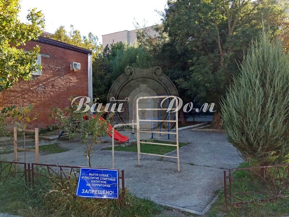 
  Продается 3-комн. квартира, 65.1 м², Короленко ул, д. 6
. Фото 33.