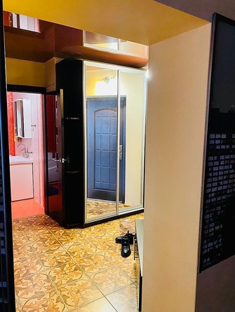
  Продается 1-комн. квартира, 51 м², Лазурная ул, д. 18
. Фото 2.