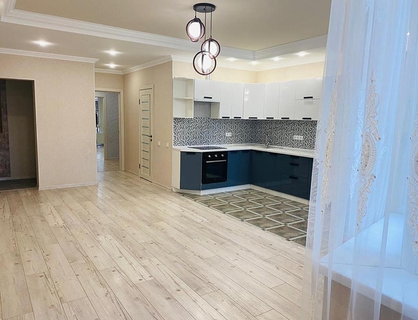 
  Продается 1-комн. квартира, 62 м², Промышленная ул, д. 9
. Фото 2.