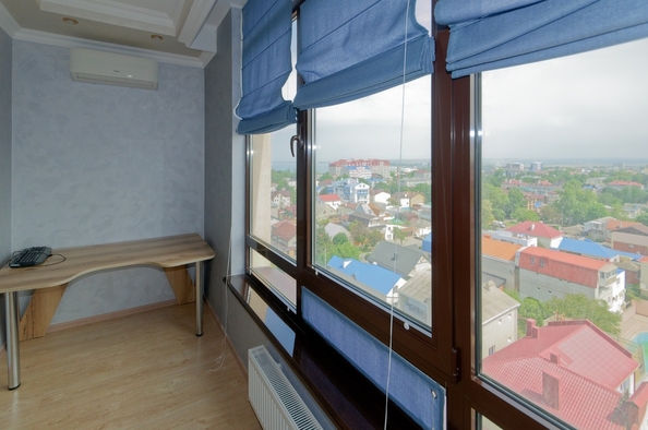 
  Продается 3-комн. квартира, 106 м², Шевченко ул, д. 65
. Фото 7.