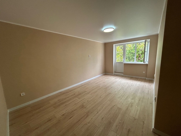 
  Продается 2-комн. квартира, 43 м², Толстого ул, д. 60
. Фото 4.