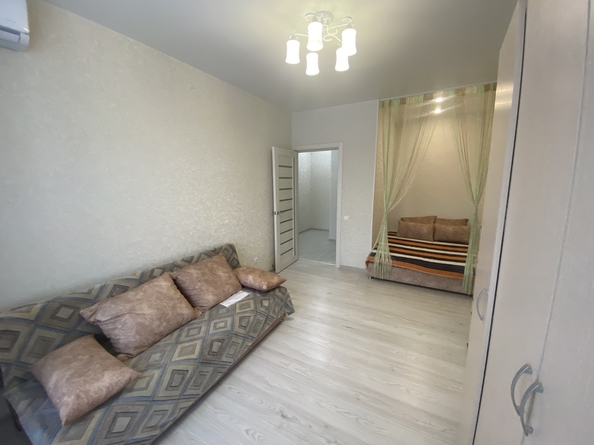 
  Продается 1-комн. квартира, 41 м², Ивана Голубца ул, д. 147
. Фото 4.