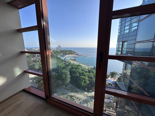 
  Продается 3-комн. квартира, 144 м², Революции пр-кт, д. 3
. Фото 4.