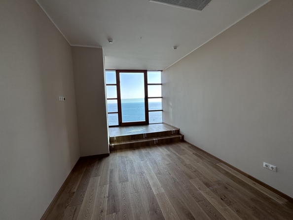 
  Продается 3-комн. квартира, 144 м², Революции пр-кт, д. 3
. Фото 5.