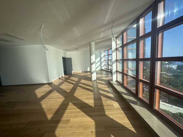 
  Продается 2-комн. квартира, 173 м², Революции пр-кт, д. 3
. Фото 2.