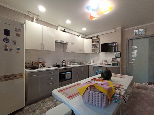 
  Продается 1-комн. квартира, 50 м², Парковая ул, д. 60к2
. Фото 2.