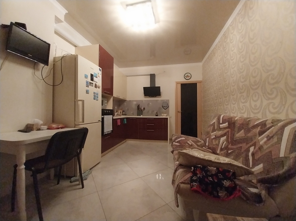 
  Продается 1-комн. квартира, 42 м², Объездная ул, д. 9
. Фото 2.