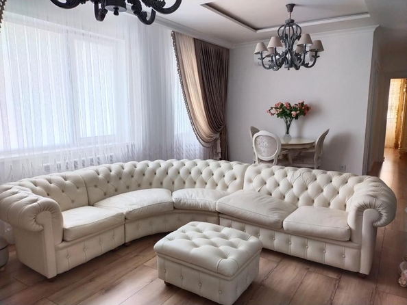 
  Продается 4-комн. квартира, 108 м², Горького ул, д. 2А
. Фото 1.