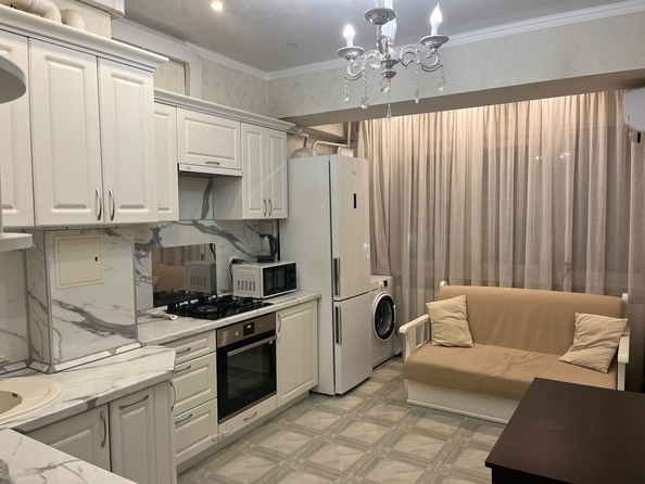 
  Продается 1-комн. квартира, 40 м², Анапское ш, д. 81Б
. Фото 1.