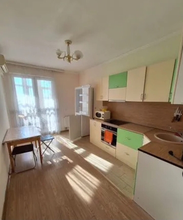 
  Продается 1-комн. квартира, 52 м², Промышленная ул, д. 9
. Фото 1.