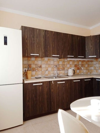 
  Продается 2-комн. квартира, 65 м², Ленина ул, д. 146
. Фото 9.