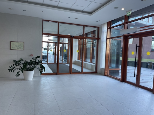 
  Продается 3-комн. квартира, 108 м², Революции пр-кт, д. 3
. Фото 31.