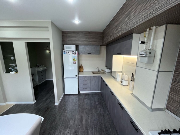 
  Продается 1-комн. квартира, 40 м², 40 лет Победы ул, д. 114
. Фото 22.