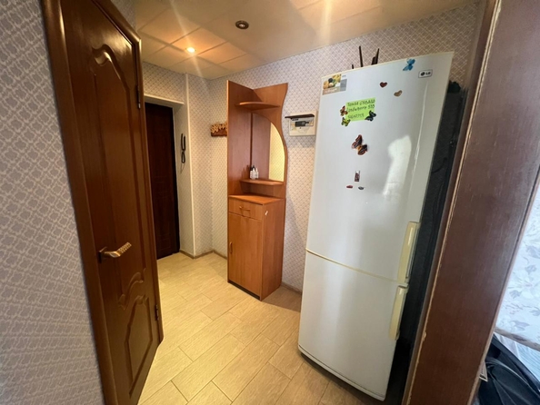 
  Продается 3-комн. квартира, 55 м², Горького ул, д. 66
. Фото 2.