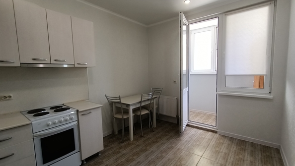 
  Продается 1-комн. квартира, 42 м², Астраханская ул, д. 76
. Фото 17.