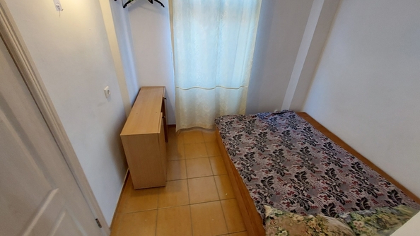 
  Продается 1-комн. квартира, 17 м², Кати Соловьяновой ул
. Фото 2.