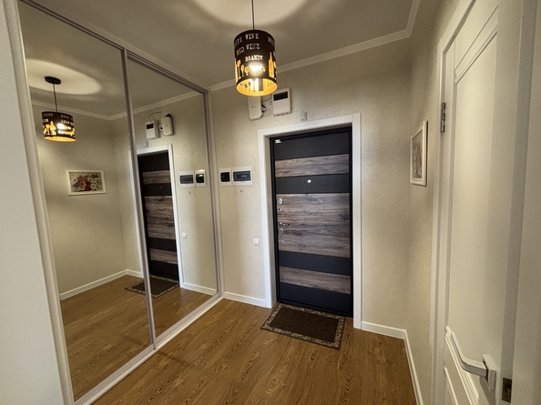
  Продается 1-комн. квартира, 42 м², Астраханская ул, д. 71А
. Фото 2.