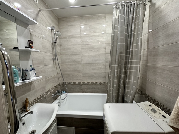 
  Продается 2-комн. квартира, 61 м², Ленина ул, д. 175
. Фото 23.