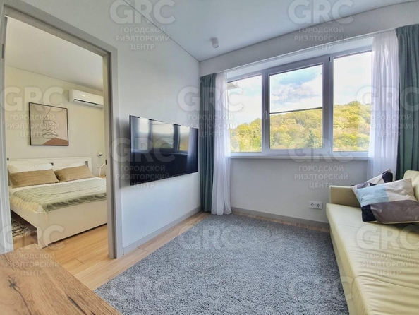 
  Продается 1-комн. квартира, 30 м², Амбровая ул, д. 10
. Фото 3.
