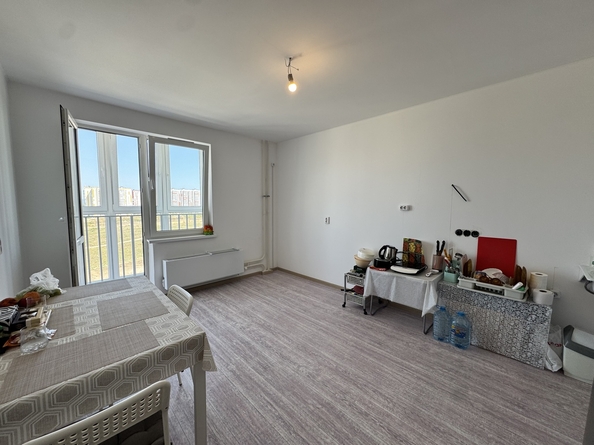 
  Продается 2-комн. квартира, 73 м², Адмирала Пустошкина ул, д. 16
. Фото 12.