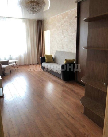 
  Продается 2-комн. квартира, 60 м², Юных Ленинцев ул, д. 10
. Фото 2.