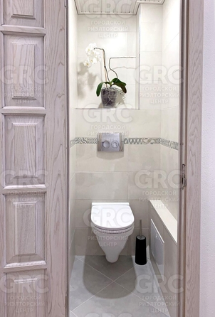 
  Продается 2-комн. квартира, 64 м², Санаторная ул, д. 55
. Фото 10.