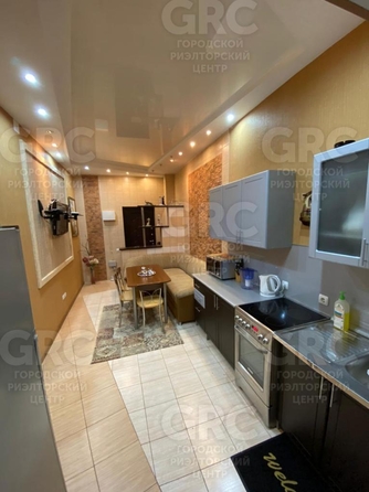 
  Продается 2-комн. квартира, 65.2 м², Первомайская ул, д. 11
. Фото 2.