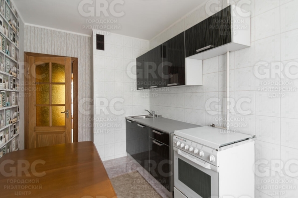 
  Продается 3-комн. квартира, 74 м², Теневой пер, д. 34
. Фото 1.
