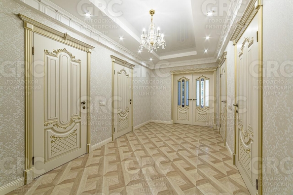 
  Продается 3-комн. квартира, 128 м², Черноморская ул, д. 10
. Фото 13.