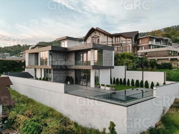 
  Продается дом, 310 м², Сочи
. Фото 1.