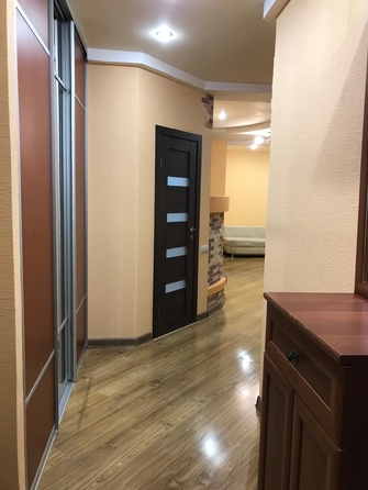 
  Продается 2-комн. квартира, 65 м², Таежная ул, д. 51
. Фото 12.
