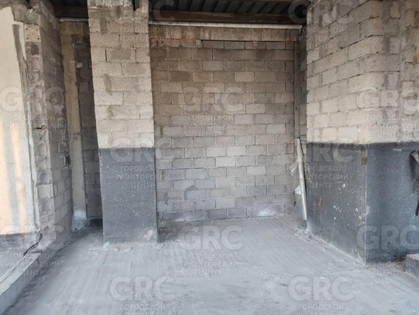
  Продается 2-комн. квартира, 86.1 м², Туапсинская ул, д. 19
. Фото 9.