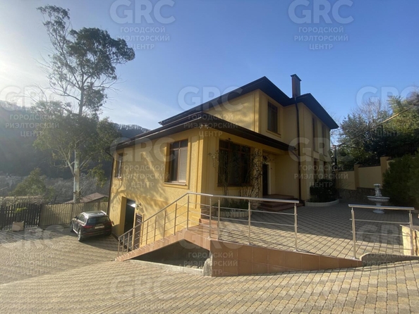 
  Продается дом, 200 м², Сочи
. Фото 1.