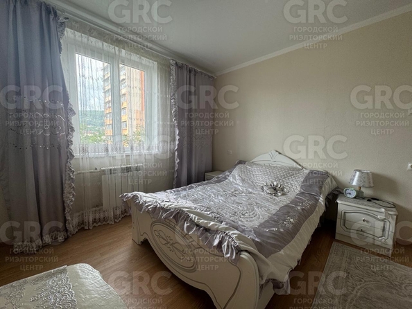 
  Продается 2-комн. квартира, 67 м², Вишневая ул, д. 17
. Фото 6.