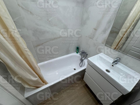 
  Продается 3-комн. квартира, 62.5 м², Волгоградская ул, д. 28
. Фото 3.
