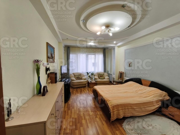 
  Продается 2-комн. квартира 64 м². Фото 1.