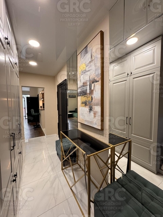 
  Продается 2-комн. квартира, 56 м², Туапсинская ул, д. 8
. Фото 17.