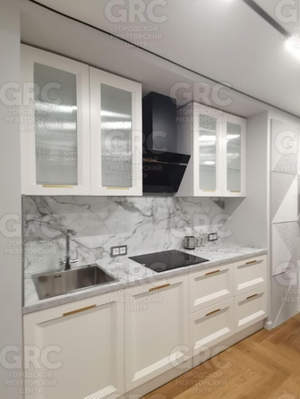 
  Продается 2-комн. квартира, 45.5 м², Трунова пер, д. 6
. Фото 2.