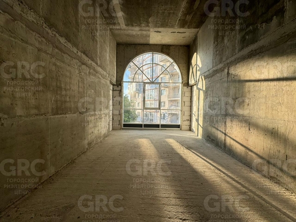 
  Продается 3-комн. квартира, 80 м², Туапсинская ул, д. 10
. Фото 3.