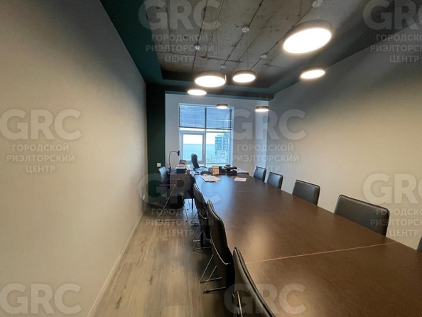 
  Продается 4-комн. квартира, 400 м², Депутатская ул, д. 9
. Фото 13.