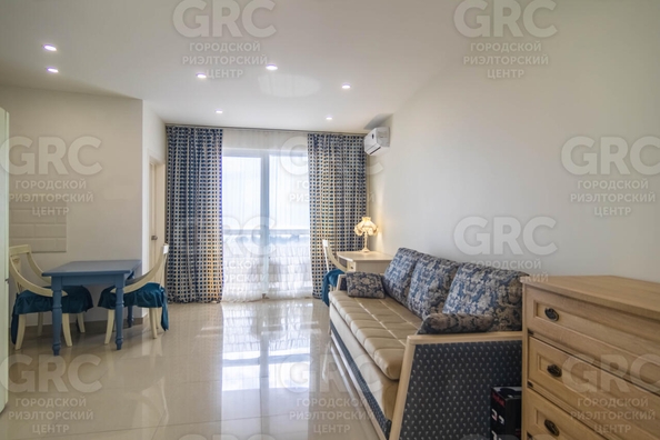 
  Продается 2-комн. квартира, 54 м², Учительская ул, д. 9
. Фото 2.