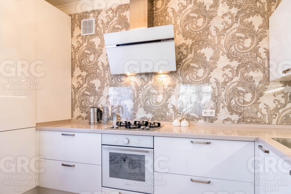 
  Продается 3-комн. квартира, 89.7 м², Крупской ул, д. 32
. Фото 3.