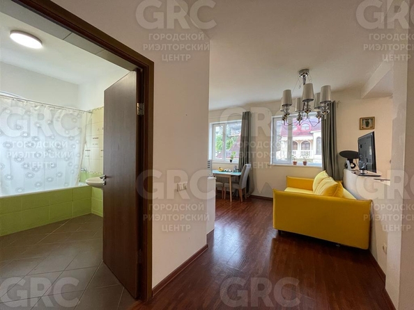 
  Продается 2-комн. квартира, 53 м², Клубничная ул, д. 1/14
. Фото 2.